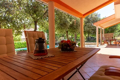 Vila Ella Nature mit privatem Pool