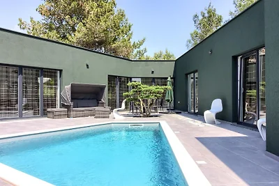 Villa Sandra mit Pool, Strand 900m