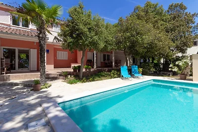 Villa Ella Nture mit privaten Pool