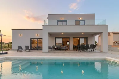 Villa Esire