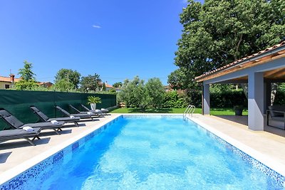 Villa Ketrin with private pool