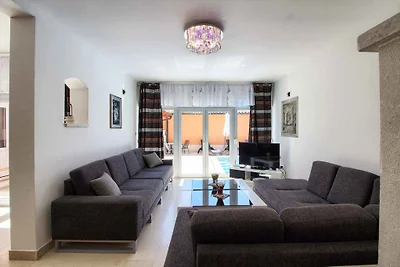 Beautiful villa Katarina 300m Beach
