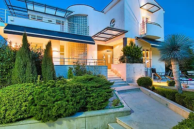 Villa Nicol, nur 200m von Meer