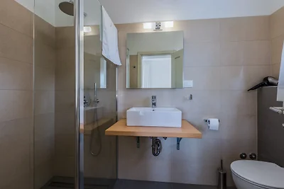  Laura An mit Meerblick und Pool