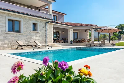 Villa Aeris with private Pool