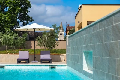 Schöne Villa Markulin mit Pool 