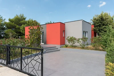 Modern Vila Jura, 900 beach, max 10
