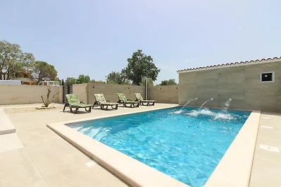 Villa Sunshine mit privatem Pool
