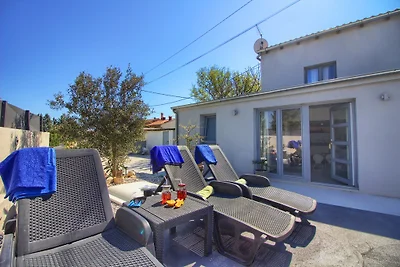 Villa Zoya with pool, beach 1km