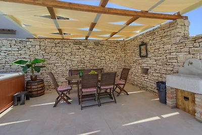 Steinvilla Pietra mit Pool, Jacuzzi