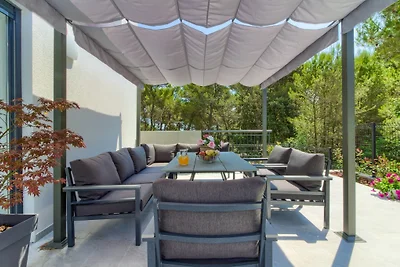 Villa Flavia with private pool