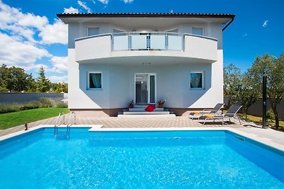 Charming Villa Amber with Pool