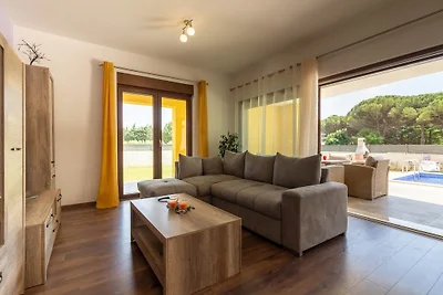 Villa Eve with salt water pool