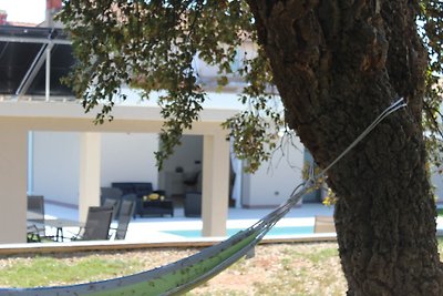 Vila Monte Vernal with private pool