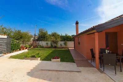 Villa Loborika mit Pool in Pula