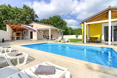 Villas Trusina with high privacy