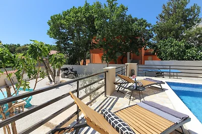 Villa Lona mit privaten Pool