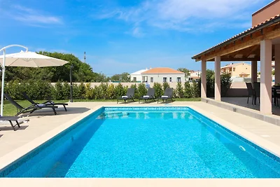 Neue Villa Enjoy mit Pool 8 Pers.