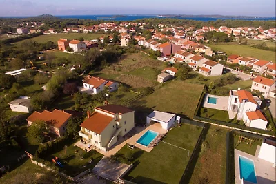 Villa Rampic mit beheiztem Pool