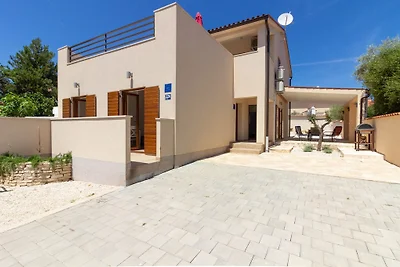 Villa Cissana con piscina privata