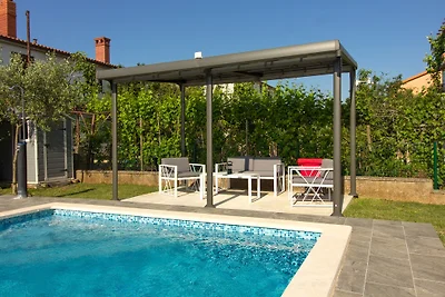 Wohnung Pjacal II mit  Pool in Pula