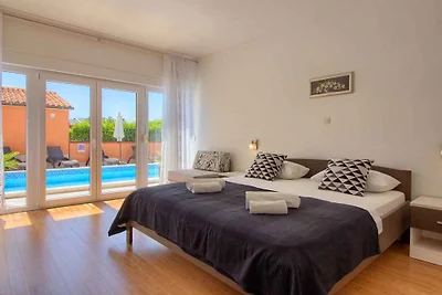 Beautiful villa Katarina 300m Beach