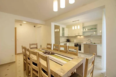 Neue Villa Aurora mit Pool, 10 Pers