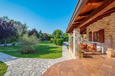 Schöne Vila Bacio mit privatem Pool