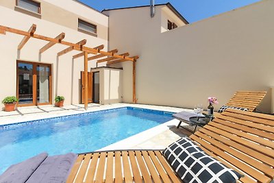 Villa Lona mit privaten Pool