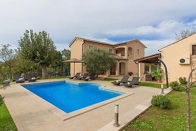 Villa Natura mit Pool, max 9 Gäste