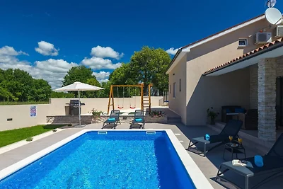 Beautiful Villa Martina with private pool
