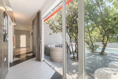 Modern Vila Jura, 900 beach, max 10