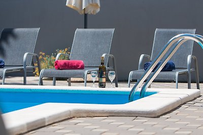 Charming Villa Amber with Pool