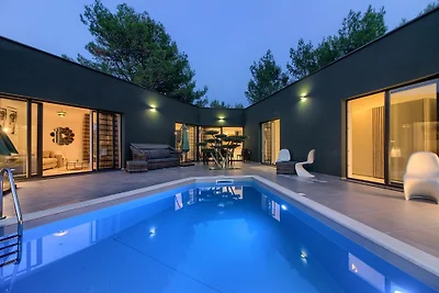 Villa Sandra mit Pool, Strand 900m