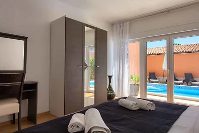 Beautiful villa Katarina 300m Beach