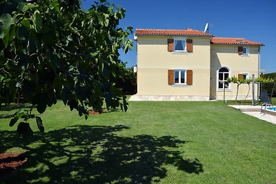 Villa Gardena in Pula mit Pool
