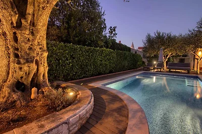 Villa Donatella mit Pool