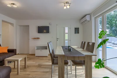 Villas Trusina with high privacy