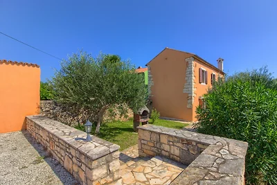 Villa Anamaria,2 km Strand, max 8 