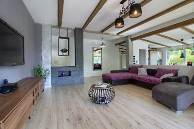  Villa Nikolina