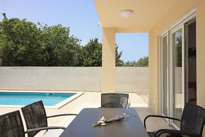 Villa Sunshine mit privatem Pool