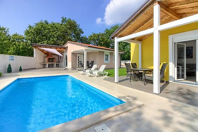 Villas Trusina with high privacy