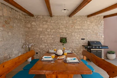 Villa Lara with private pool