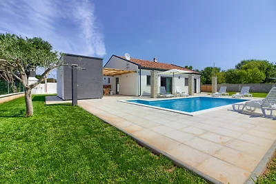 Villa Serenity mit Pool nähe Pula