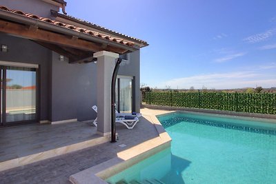 Villa Verde, private heated Pool