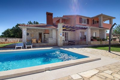 Villa Lavanda with pool, for 9 pers