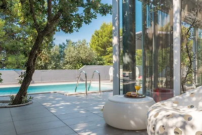 Modern Vila Jura, 900 beach, max 10