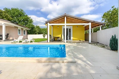 Villas Trusina with high privacy