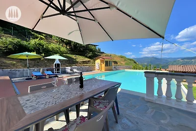 Casa 5 Castella
