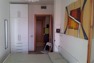 APARTMENT WITH GARDEN 